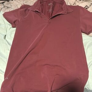 Maroon short sleeve collared bylt shirt